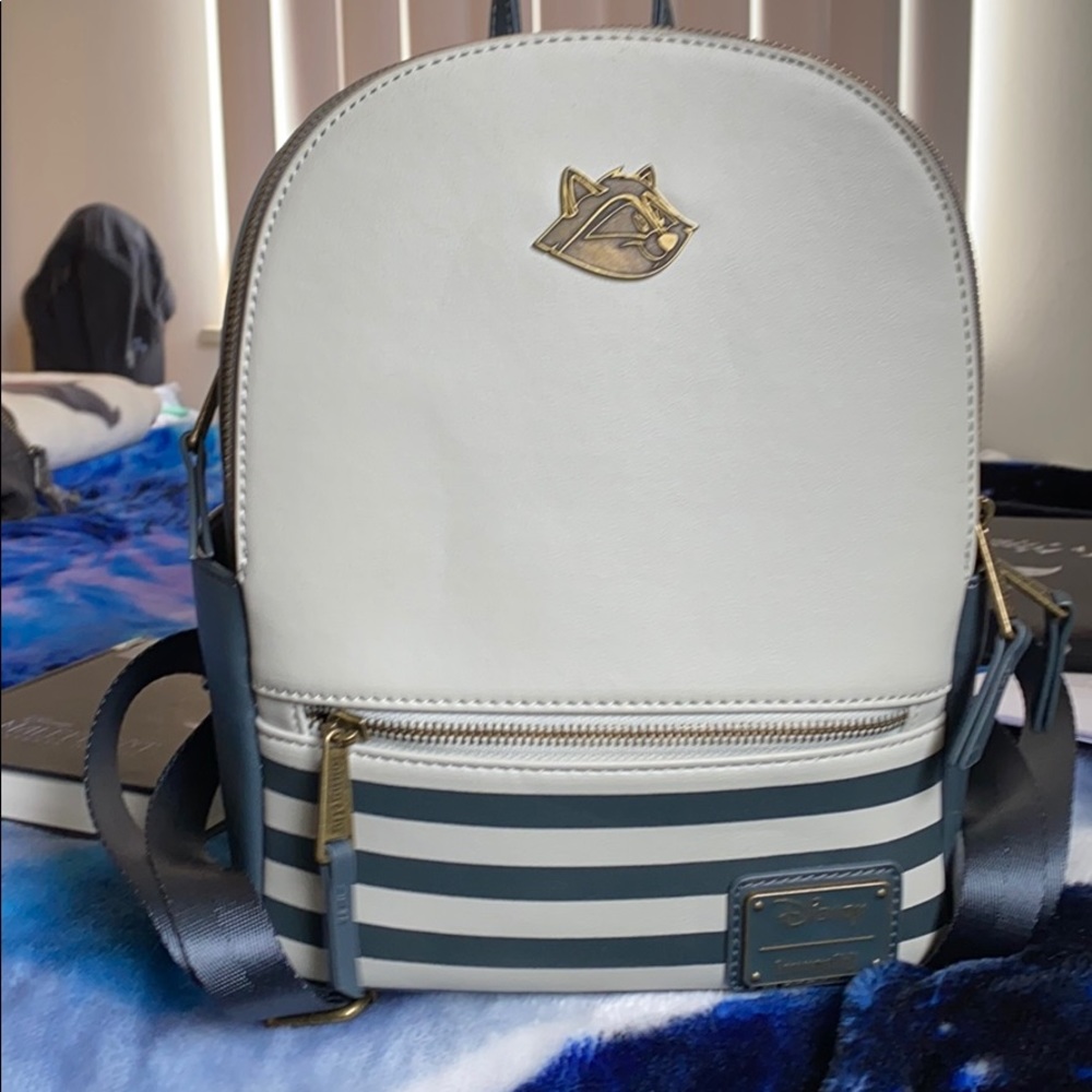Loungefly Pocahontas meeko mini backpack